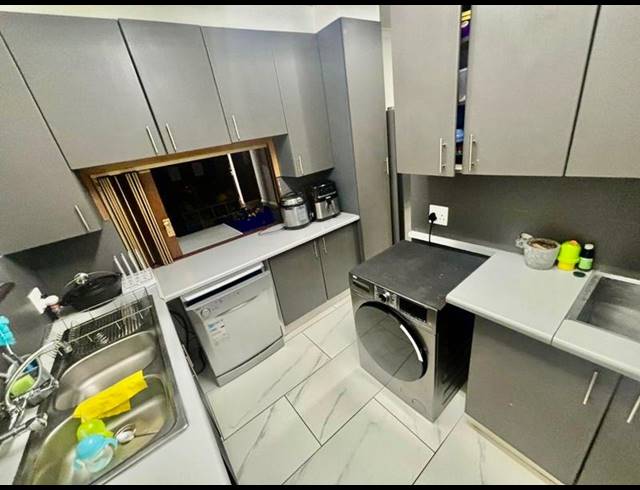 4 BEDROOM HOUSE FOR SALE IN VANDERBIJLPARK SE 3